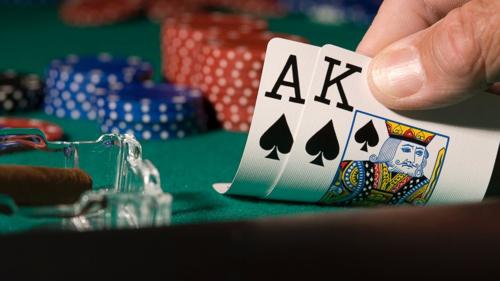ポーカーの役なし確率とチェンジの影響